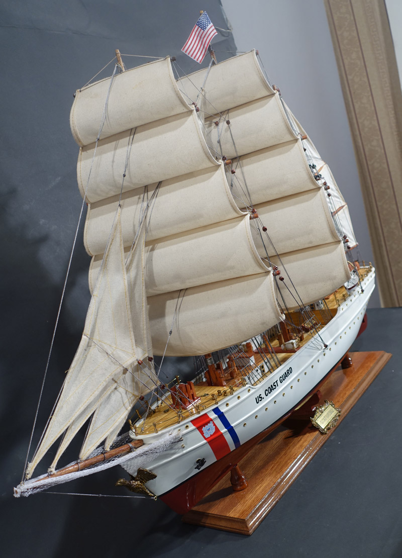 モデルシップ 「USコーストガードイーグル アメリカ」 94cm